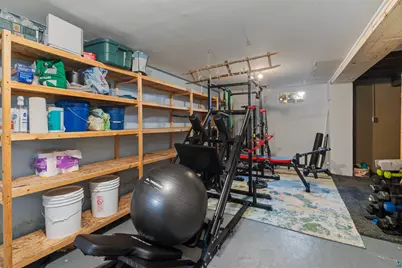 5215 Avondale St, Duluth, MN 55804 - Photo 21