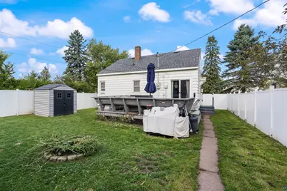 1906 E 5th St, Superior, WI 54880 - Photo 27