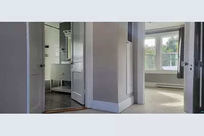 124 E Chisholm St, Duluth, MN 55803 - Photo 9