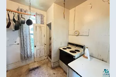 101 E 4th St, Duluth, MN 55805 - Photo 3