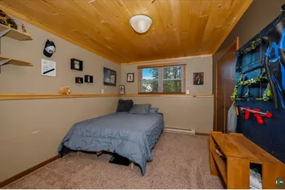 2010 E 10th St, Superior, WI 54880 - Photo 25
