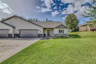 1115 Butternut Ave, Duluth, MN 55811 - Photo 1