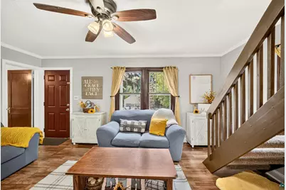2125 W 10th St, Duluth, MN 55806 - Photo 11
