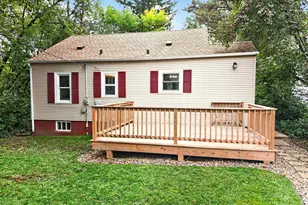 2125 W 10th St, Duluth, MN 55806 - Photo 3
