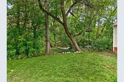 2125 W 10th St, Duluth, MN 55806 - Photo 35