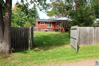218 E Bayfield St, Washburn, WI 54891 - Photo 5