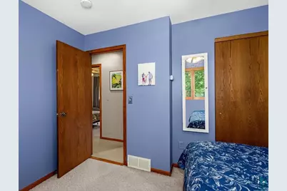 2102 N Robin Ave, Duluth, MN 55811 - Photo 15