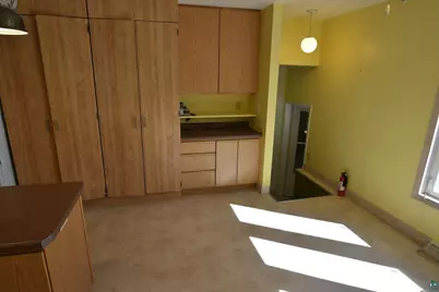 320 N 4th Ave W, Washburn, WI 54891 - Photo 5
