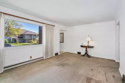 1323 90th Ave W, Duluth, MN 55808 - Photo 5