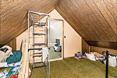 2024 W 5th St, Duluth, MN 55804 - Photo 21