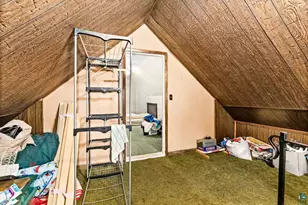 2024 W 5th St, Duluth, MN 55804 - Photo 21
