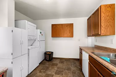 1215 W 4th St, Duluth, MN 55806 - Photo 11
