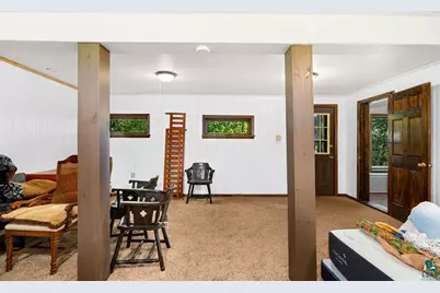 1215 W 4th St, Duluth, MN 55806 - Photo 25