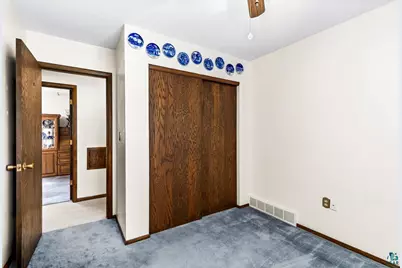 308 E Willow, Duluth, MN 55811 - Photo 47