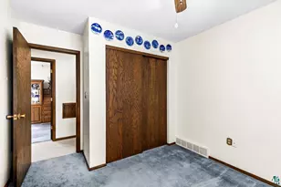 308 E Willow, Duluth, MN 55811 - Photo 47