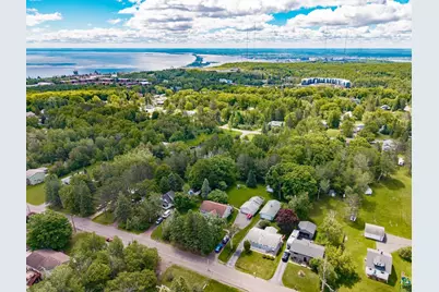 308 E Willow, Duluth, MN 55811 - Photo 65