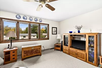 308 E Willow, Duluth, MN 55811 - Photo 37