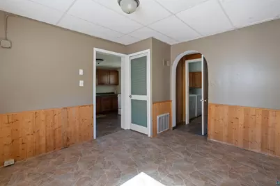 6409 Banks Ave, Superior, WI 54880 - Photo 7
