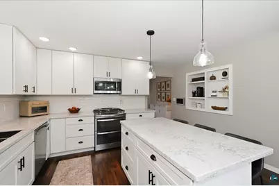 2203 E 14th St, Superior, WI 54880 - Photo 11