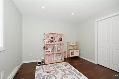 2203 E 14th St, Superior, WI 54880 - Photo 31