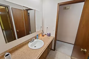 8653 NE 1/2 St, Circle Pines, MN 55014 - Photo 5