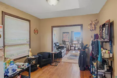 725 W 2nd St, Duluth, MN 55806 - Photo 5