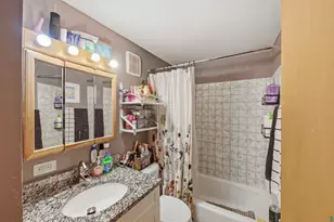 725 W 2nd St, Duluth, MN 55806 - Photo 15