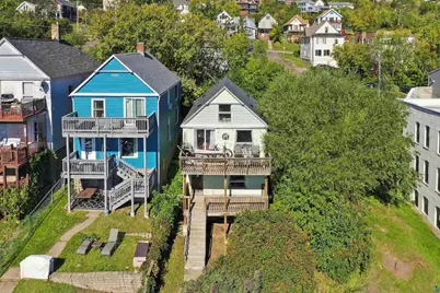 725 W 2nd St, Duluth, MN 55806 - Photo 1