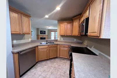 38 Billings Ln, Superior, WI 54880 - Photo 19