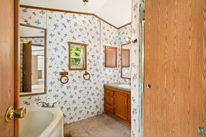 7704 Swan Lake Rd, Saginaw, MN 55779 - Photo 15