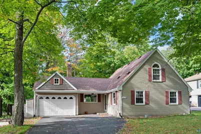 1915 Hartley Rd, Duluth, MN 55803 - Photo 1
