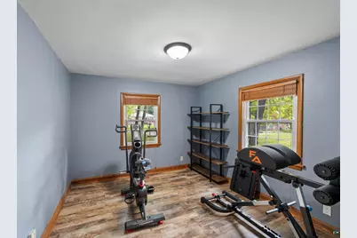 1915 Hartley Rd, Duluth, MN 55803 - Photo 25