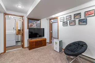 1404 N Stanford Ave, Duluth, MN 55811 - Photo 15