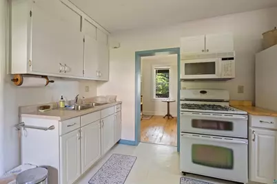 1015 W 4th Street, Duluth, MN 55806 - Photo 55