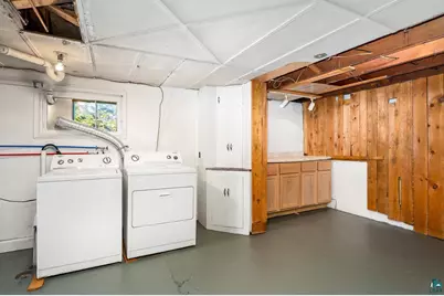4601 W 4th St, Duluth, MN 55807 - Photo 29