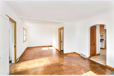 4601 W 4th St, Duluth, MN 55807 - Photo 17