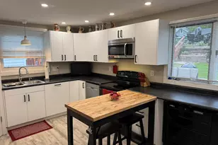 516 5th Ave, Two Harbors, MN 55616 - Photo 3