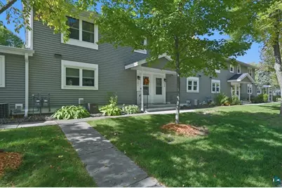 141 Madison Ave #4, Duluth, MN 55811 - Photo 1