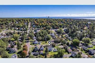 3715 Rendle Ave, Duluth, MN 55803 - Photo 3