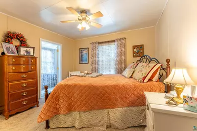 505 S 6th St, Virginia, MN 55792 - Photo 31