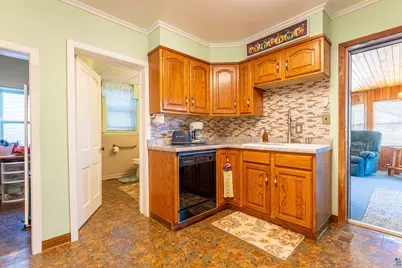 505 S 6th St, Virginia, MN 55792 - Photo 21