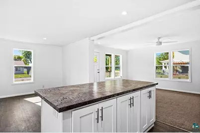 2309 E 11th St, Superior, WI 54880 - Photo 7