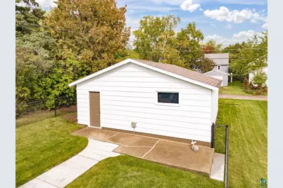 4315 Gladstone St, Duluth, MN 55804 - Photo 3