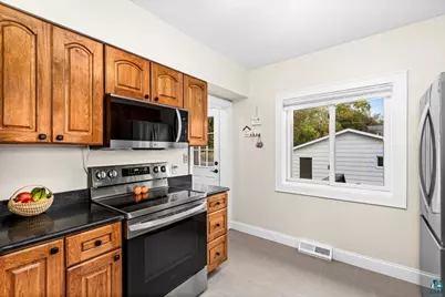 4315 Gladstone St, Duluth, MN 55804 - Photo 17