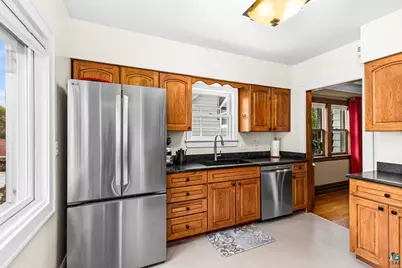 4315 Gladstone St, Duluth, MN 55804 - Photo 15