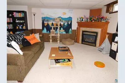 806 N 7th St, Virginia, MN 55792 - Photo 21