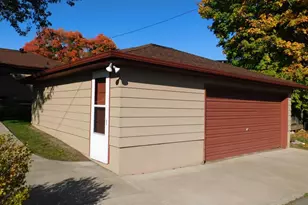 806 N 7th St, Virginia, MN 55792 - Photo 33