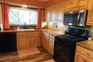 806 N 7th St, Virginia, MN 55792 - Photo 5