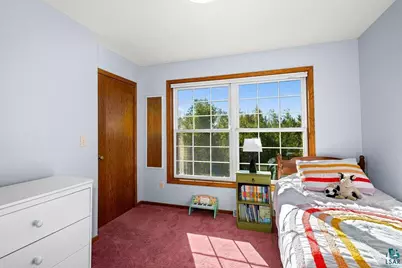 3738 N Ridge Rd, Duluth, MN 55804 - Photo 29
