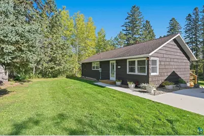 7512 Brighton St, Duluth, MN 55804 - Photo 1